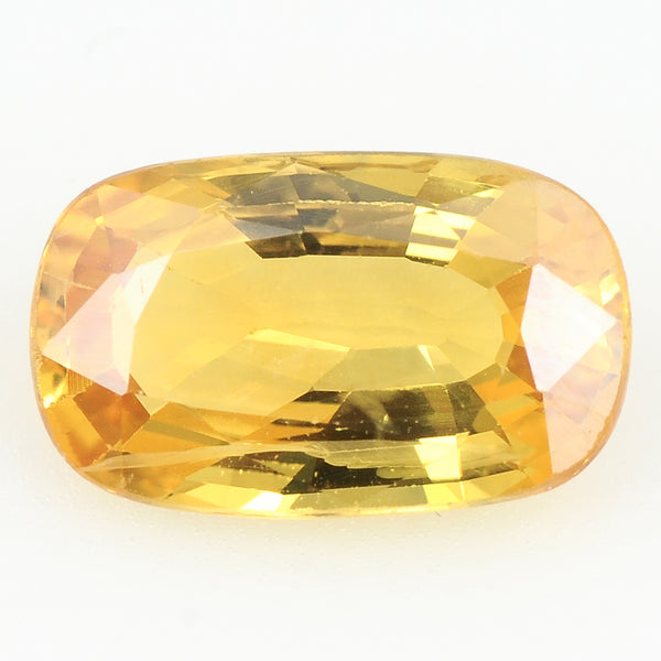 1 pcs Sapphire  - 2.89 ct - Cushion - Vivid Orangy Yellow