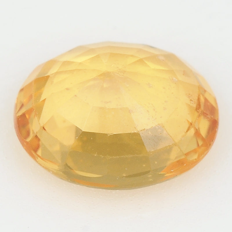 1 pcs Sapphire  - 1.9 ct - Oval - Intense/Vivid Orangy Yellow