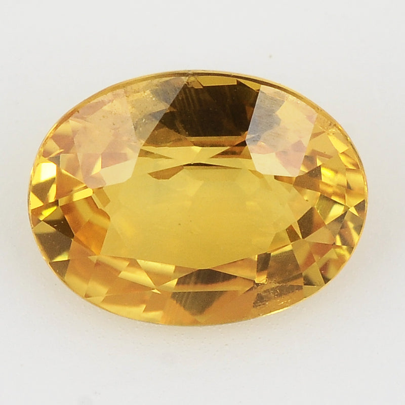 1 pcs Sapphire  - 2.95 ct - Oval - Vivid Orangy Yellow
