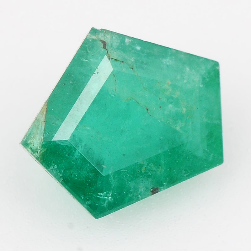 1 pcs Emerald  - 0.97 ct - Modified Pentagon - Intense Green