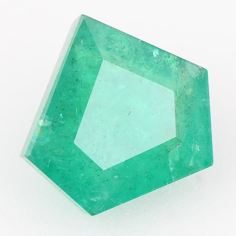 1 pcs Emerald  - 0.71 ct - Pentagon - Intense Green