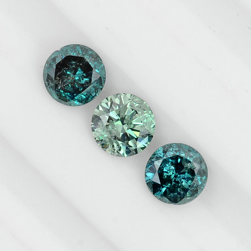 3 pcs Diamond  - 0.71 ct - ROUND - Fancy Bluish Green, Fancy Deep Greenish Blue. - I2