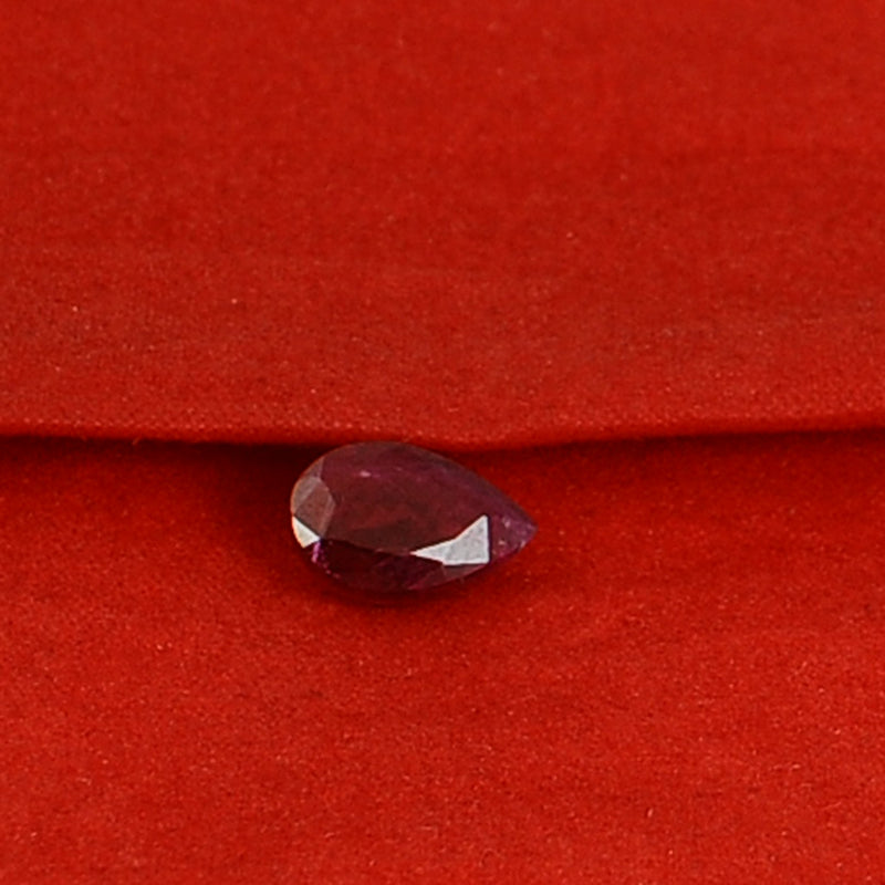1 pcs Ruby  - 1.85 ct - Pear - Red