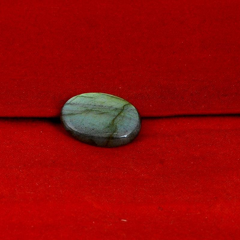 5.50 Carat Green Mix Color Oval Labradorite Gemstone