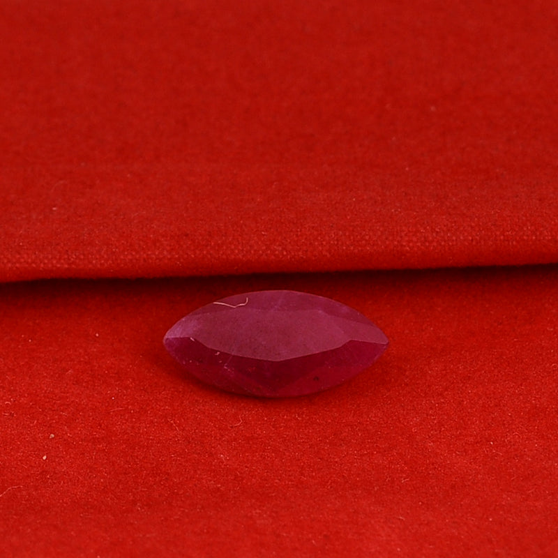 1 pcs Ruby  - 3.35 ct - Marquise - Red