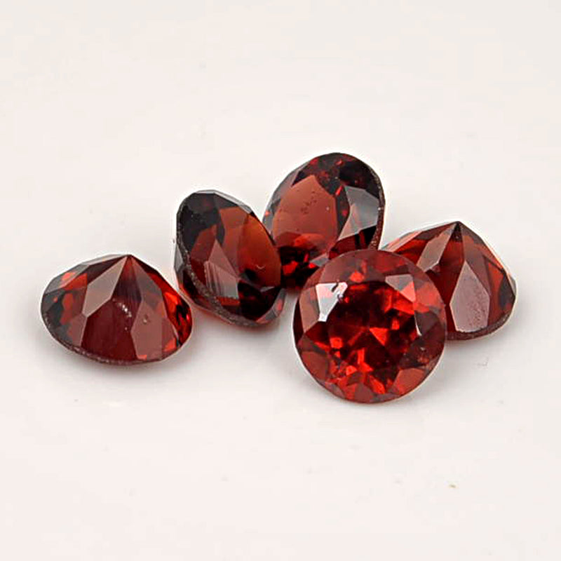 5.47 Carat Red Color Round Garnet Gemstone