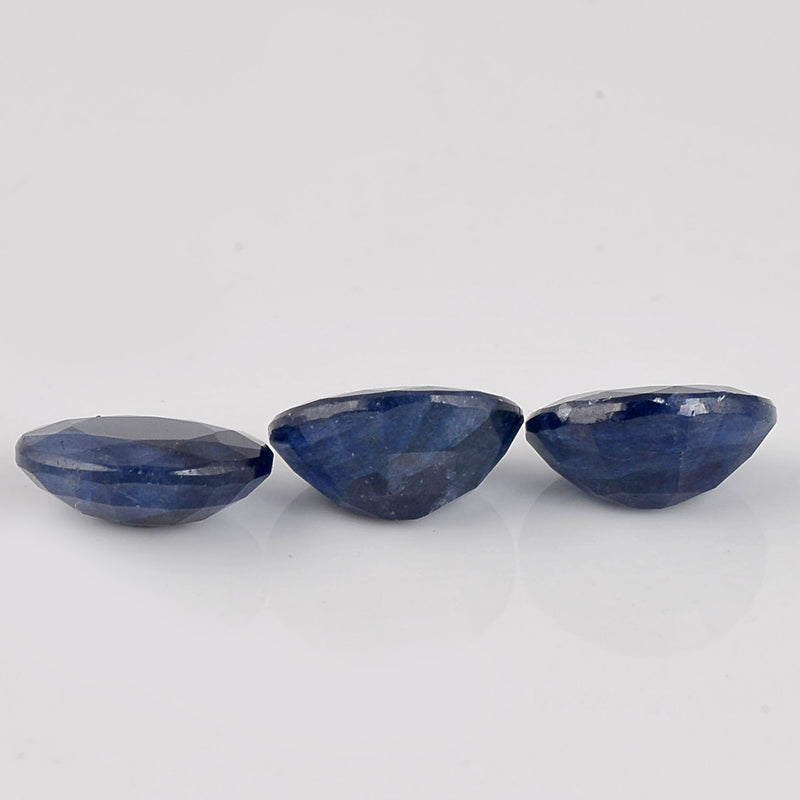 13.35 Carat Blue Color Oval Sapphire Gemstone