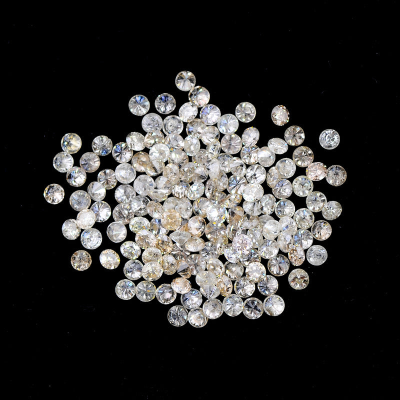 Round Mix Very Light to Light Brown - Yellow Color Diamond 3.94 Carat - AIG Certified