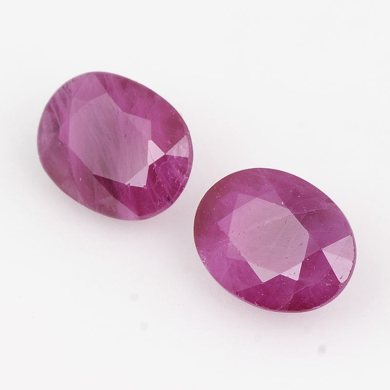 2 pcs Ruby  - 4.85 ct - Oval - Red