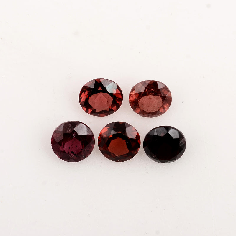 Round Red Color Garnet Gemstone 2.00 Carat