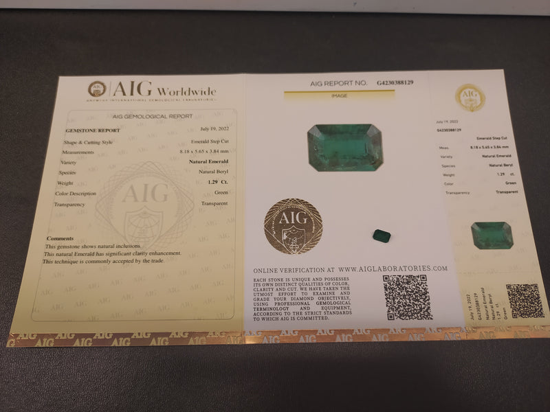 1 pcs Emerald  - 1.29 ct - Octagon - Green - Transparent