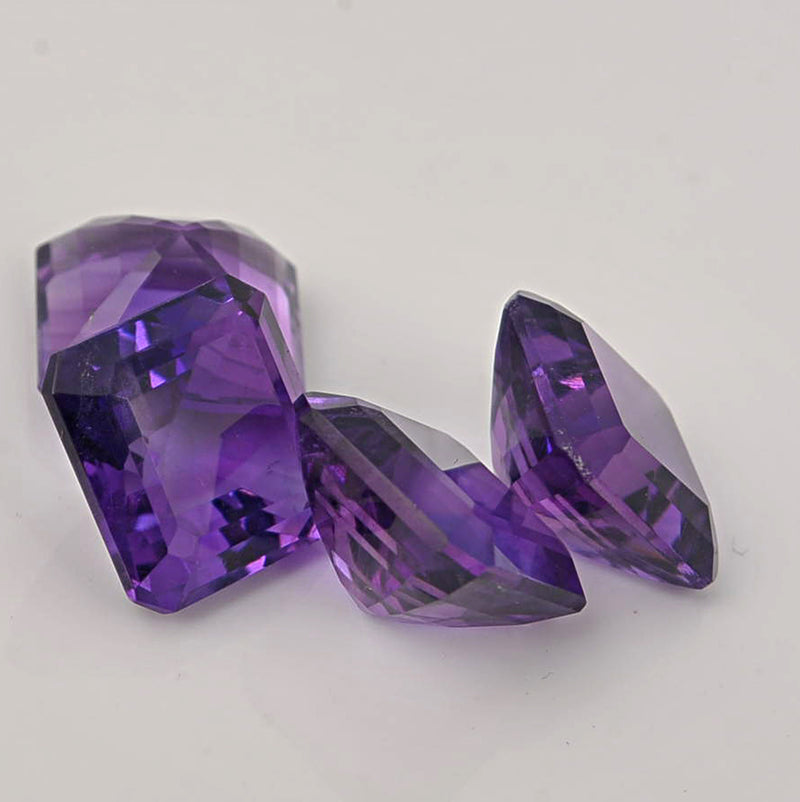 18.10 Carat Purple Color Octagon Amethyst Gemstone