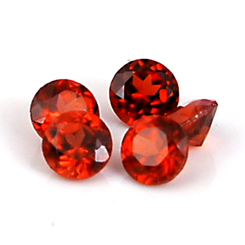 0.74 Carat Red Color Round Garnet Gemstone