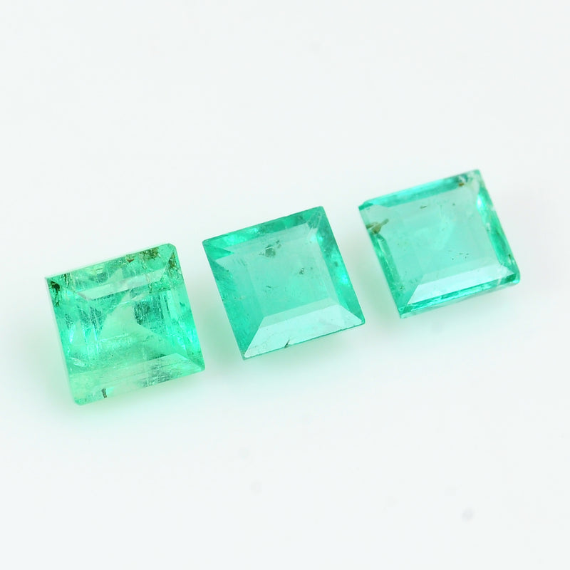 3 pcs Emerald  - 1.51 ct - Square - Green