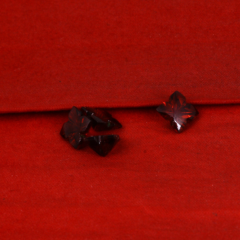 5.1 Carat Red Color Normal Garnet Gemstone