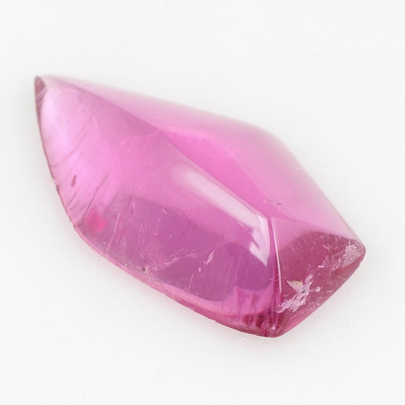 1 pcs Tourmaline  - 3.2 ct - Modified Shield - Vivid Purplish Pink