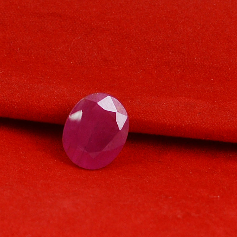 1 pcs Ruby  - 5.1 ct - Oval - Red