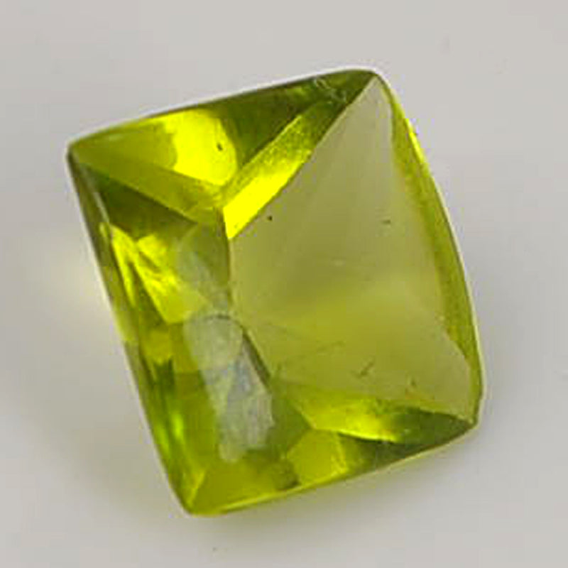 1.61 Carat Green Color Square Peridot Gemstone