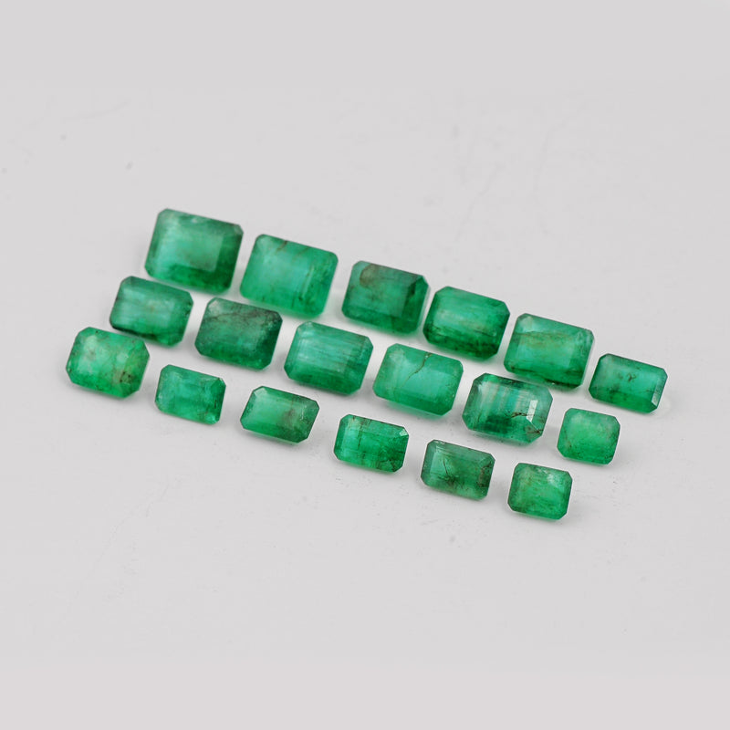 18 pcs Emerald  - 15.96 ct - Octagon - Green