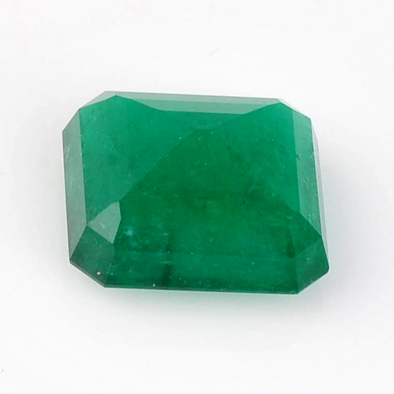 Square Green Color Emerald Gemstone 6.75 Carat - IGI Certified