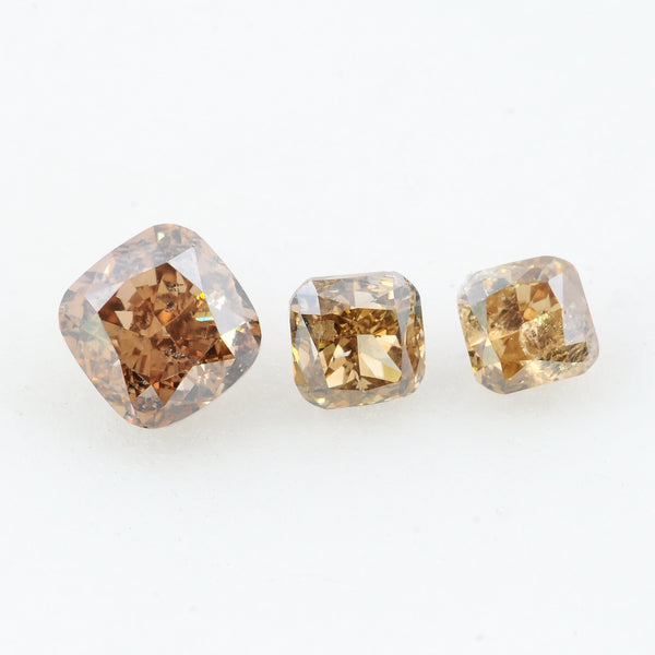 3 pcs Diamond  - 0.82 ct - Cushion - Fancy Brown - SI1 - I1