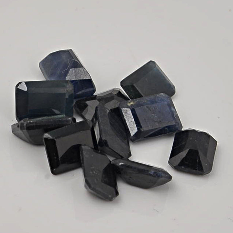13.60 Carat Blue Color Octagon Sapphire Gemstone