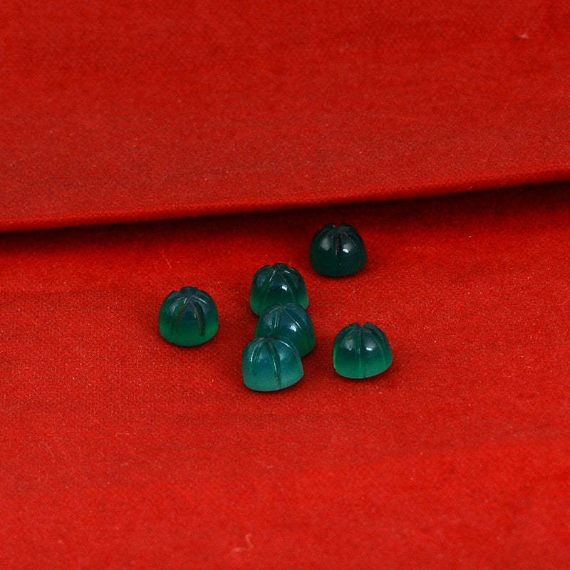 2.25 Carat Green Color Round Onyx Gemstone